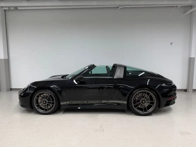 2022 Porsche 992 Targa 4 & 4S - Image 2 of 6