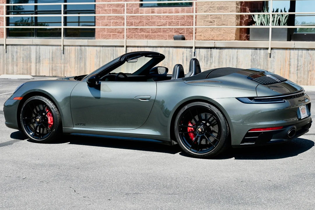 2022 Porsche 992 Carrera - Image 10 of 31