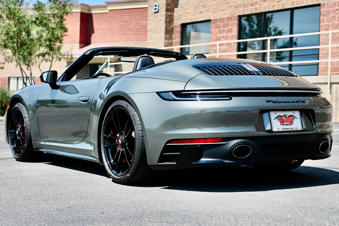 2022 Porsche 992 Carrera - Image 15 of 31