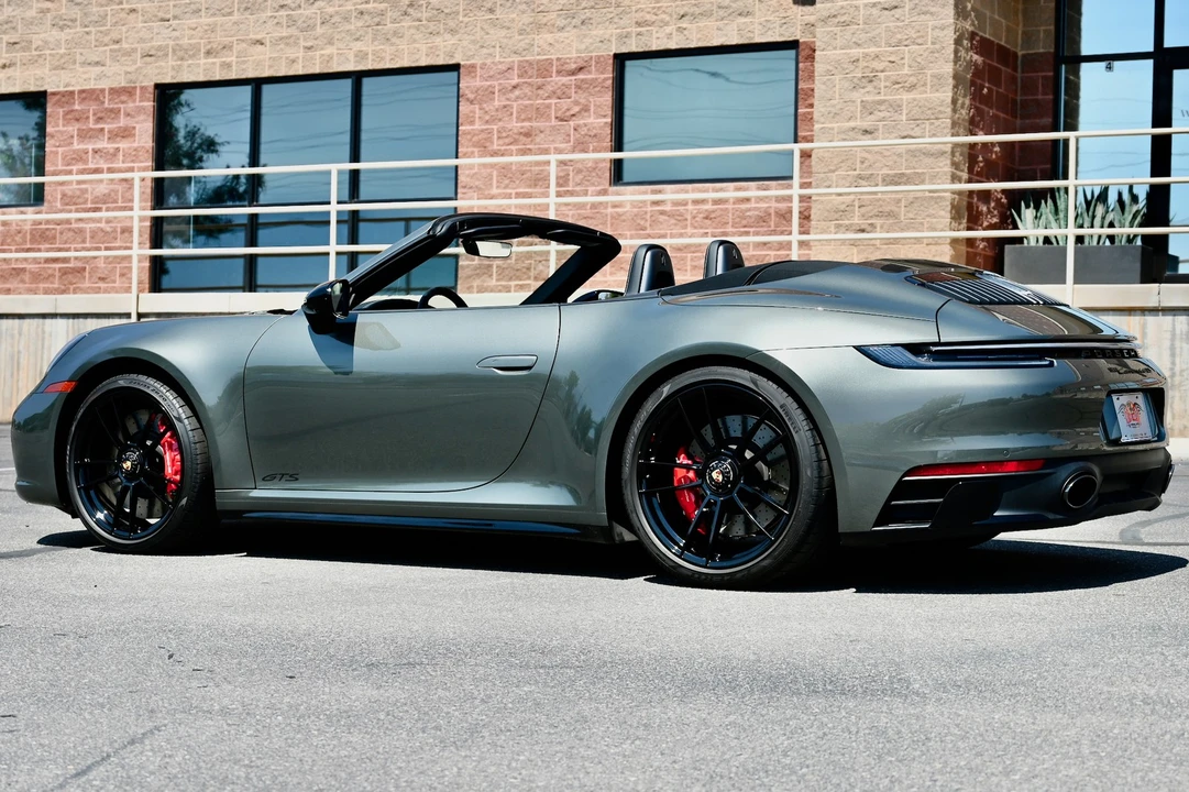 2022 Porsche 992 Carrera - Image 11 of 31