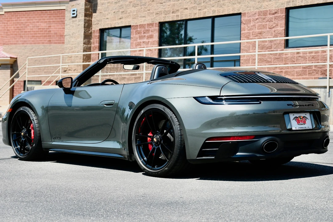 2022 Porsche 992 Carrera - Image 13 of 31