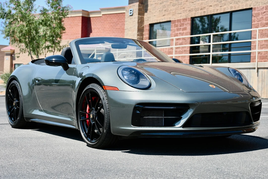 2022 Porsche 992 Carrera - Image 29 of 31