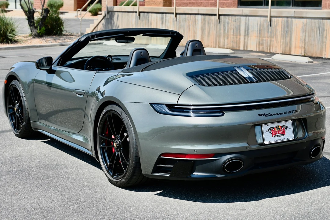 2022 Porsche 992 Carrera - Image 14 of 31