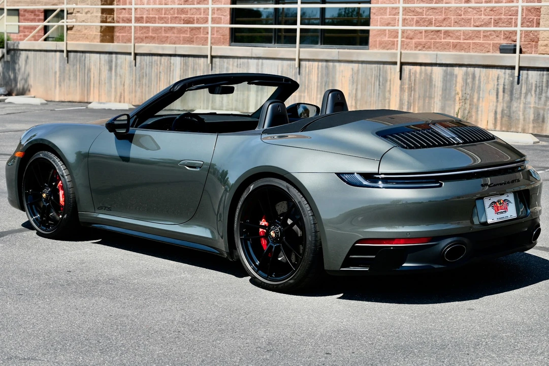 2022 Porsche 992 Carrera - Image 12 of 31