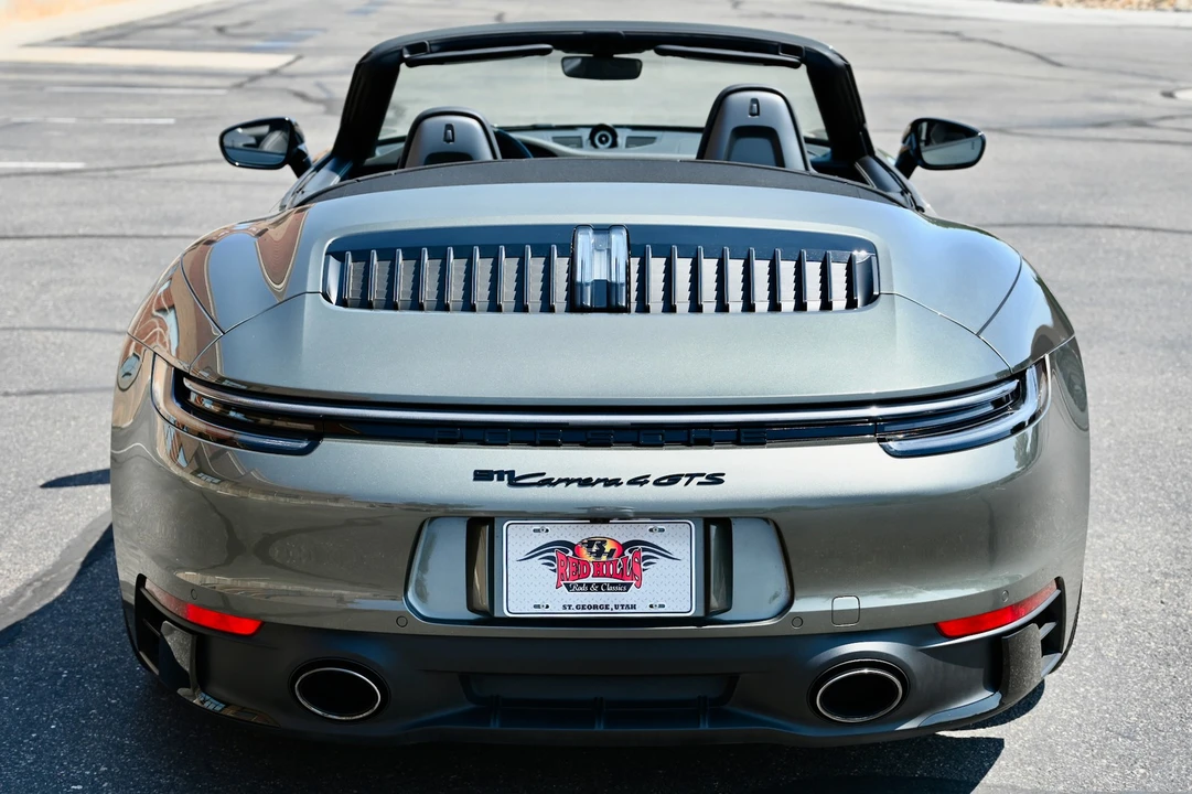 2022 Porsche 992 Carrera - Image 16 of 31