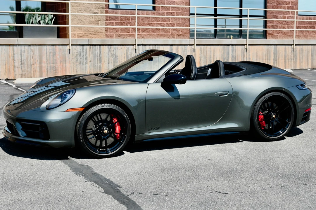 2022 Porsche 992 Carrera - Image 8 of 31