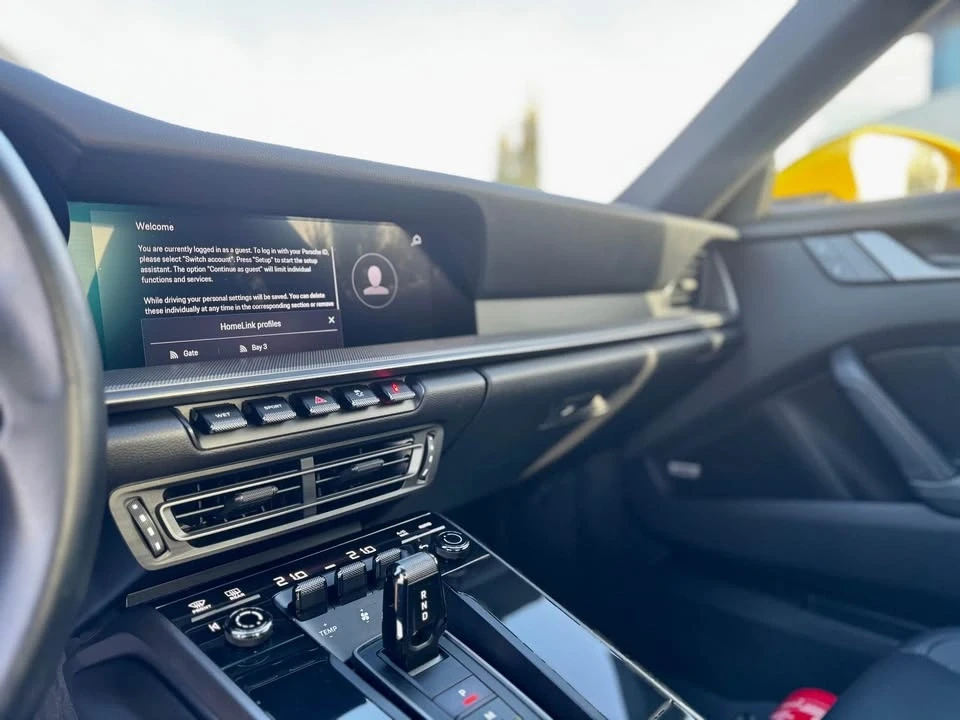 2022 Porsche 992 Carrera - Image 14 of 18