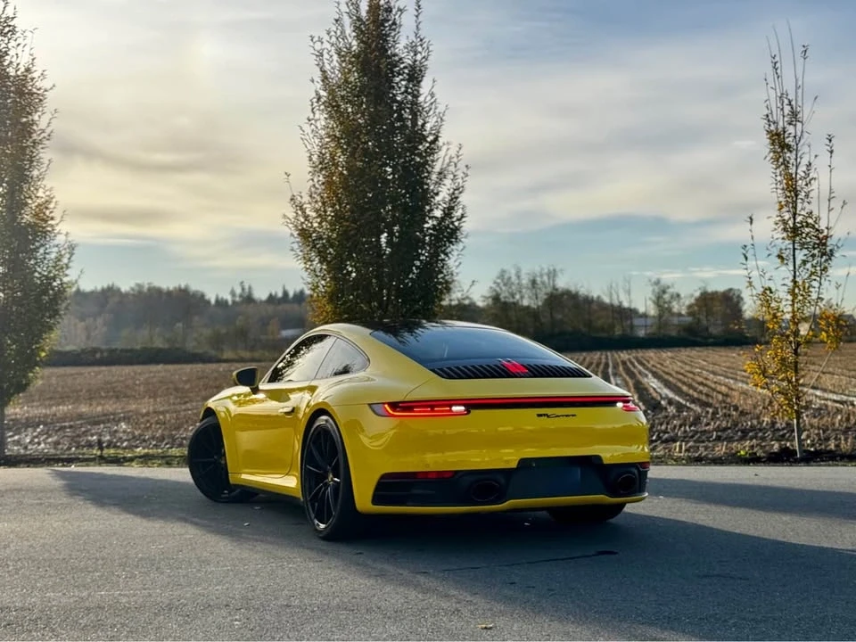 2022 Porsche 992 Carrera - Image 4 of 18