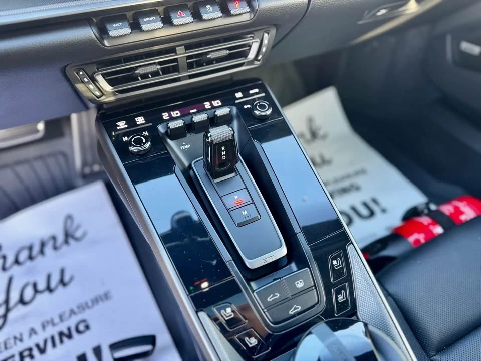 2022 Porsche 992 Carrera - Image 16 of 18
