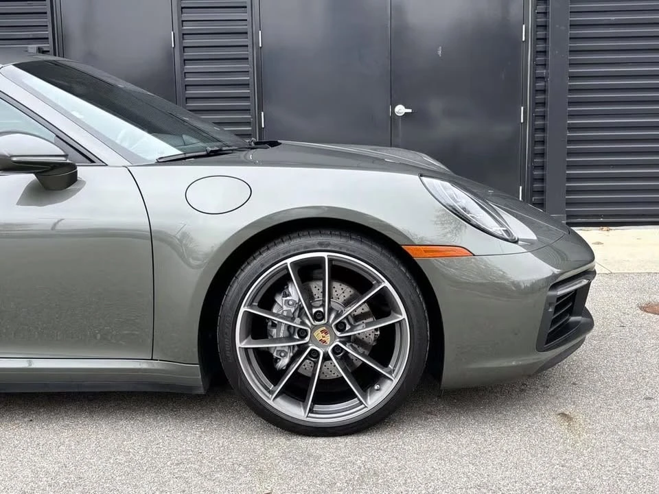 2022 Porsche 992 Carrera - Image 8 of 19