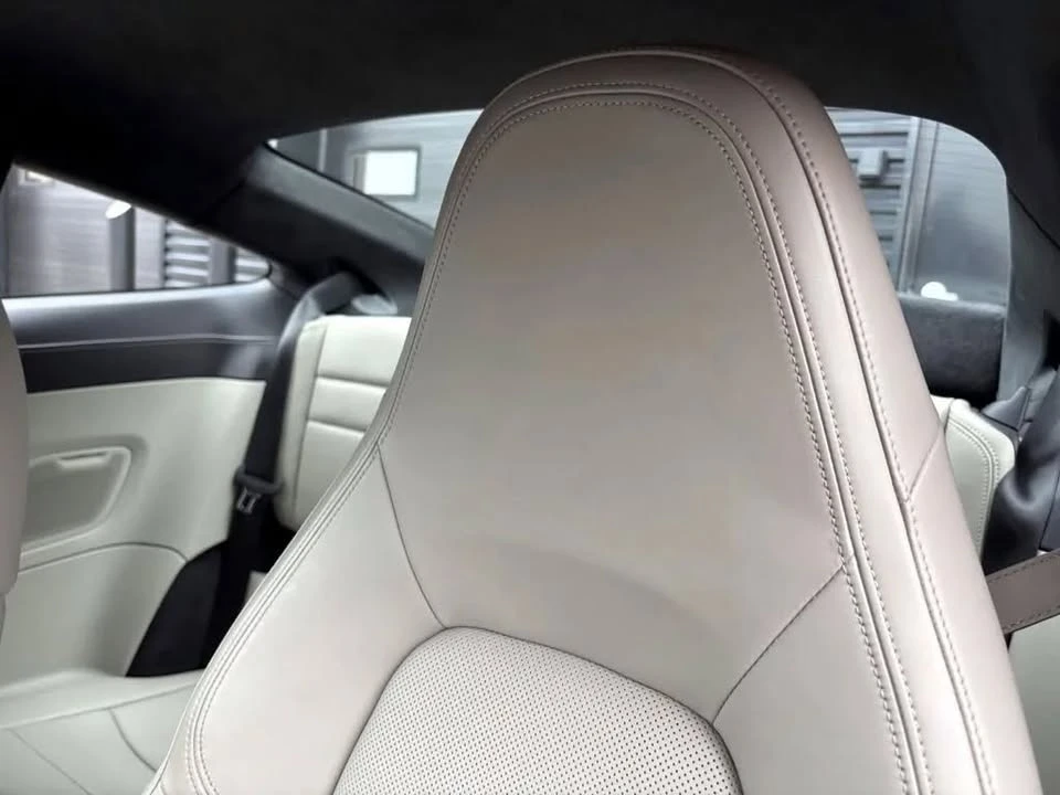 2022 Porsche 992 Carrera - Image 13 of 19