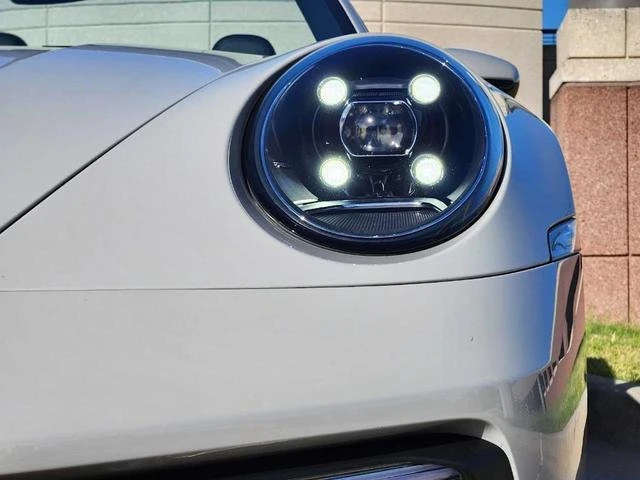 2022 Porsche 992 Carrera - Image 5 of 20