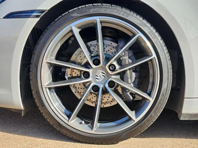 2022 Porsche 992 Carrera - Image 8 of 20