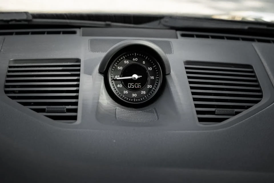 2022 Porsche 992 Carrera - Image 11 of 14