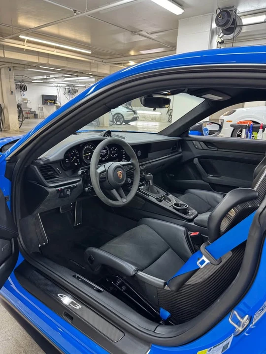 2022 Porsche 992 GT3 - Image 7 of 9