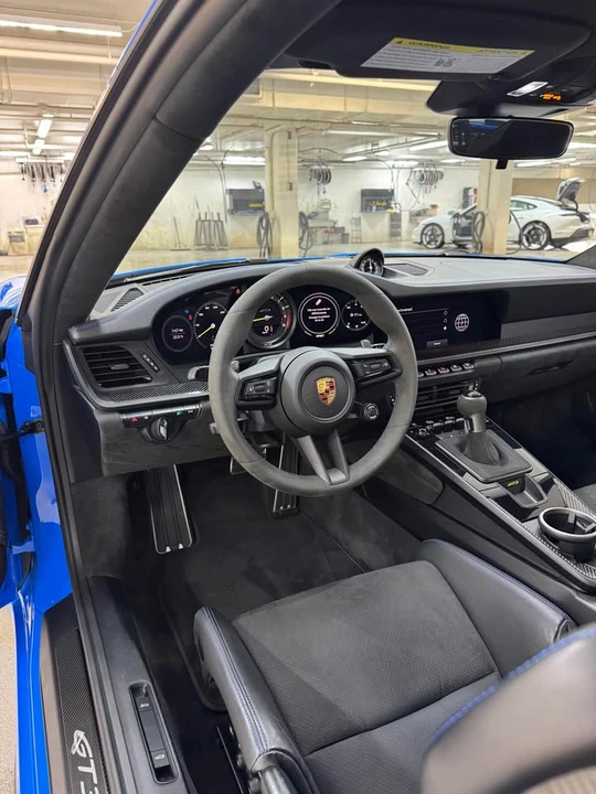 2022 Porsche 992 GT3 - Image 9 of 9