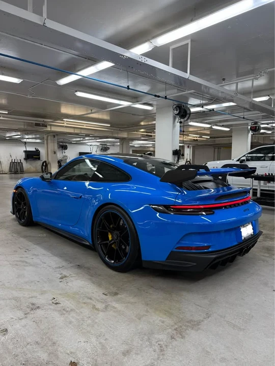 2022 Porsche 992 GT3 - Image 5 of 9