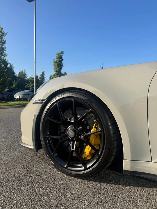 2022 Porsche 992 GT3 - Image 4 of 10