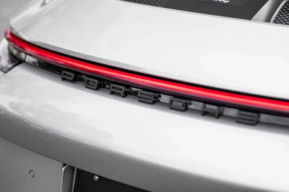 2022 Porsche 992 GT3 - Image 14 of 16