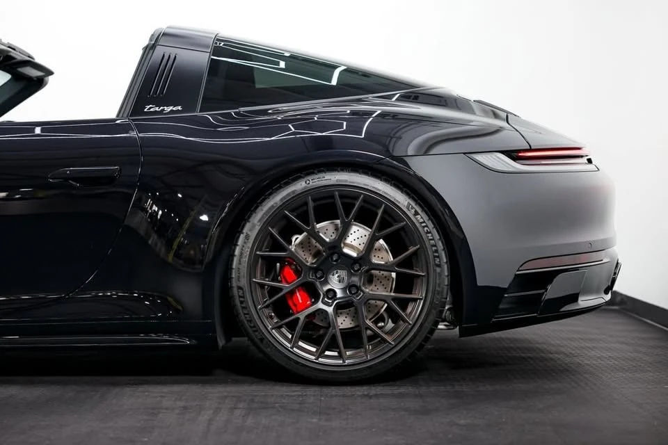 2022 Porsche 992 Targa 4 & 4S - Image 9 of 19