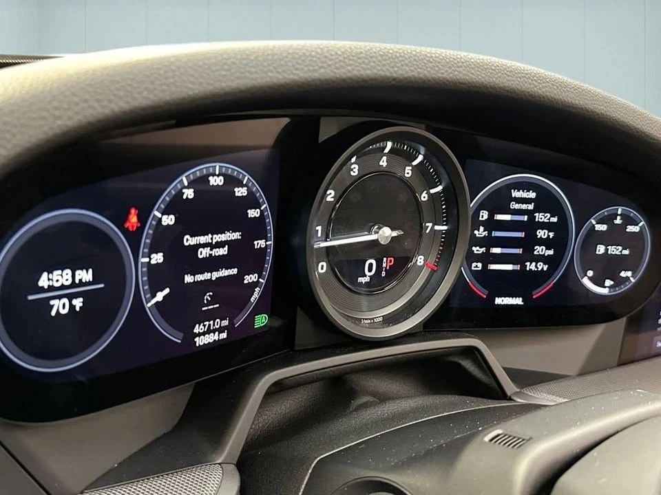 2022 Porsche 992 Targa 4 & 4S - Image 18 of 20