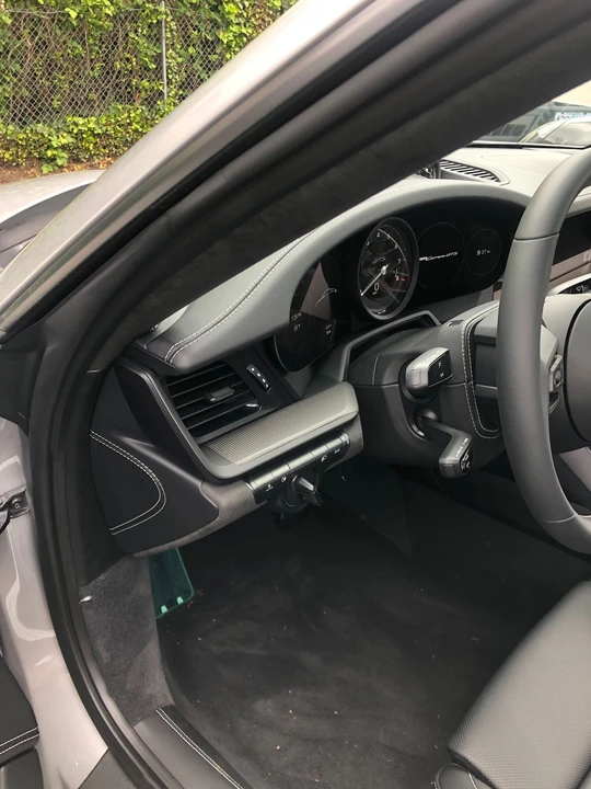 2022 Porsche 992 Carrera GTS - Image 5 of 8