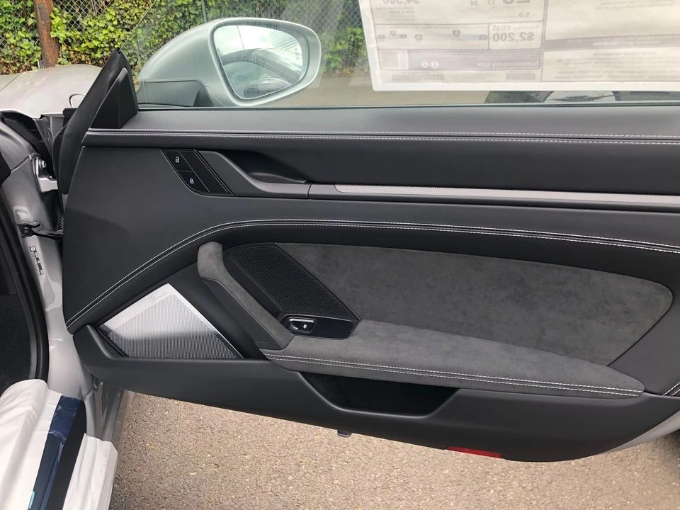 2022 Porsche 992 Carrera GTS - Image 6 of 8
