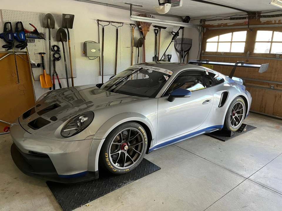 2022 Porsche 911 - Image 2 of 7