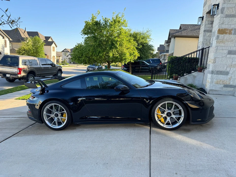 2022 Porsche 992 GT3 - Image 4 of 13