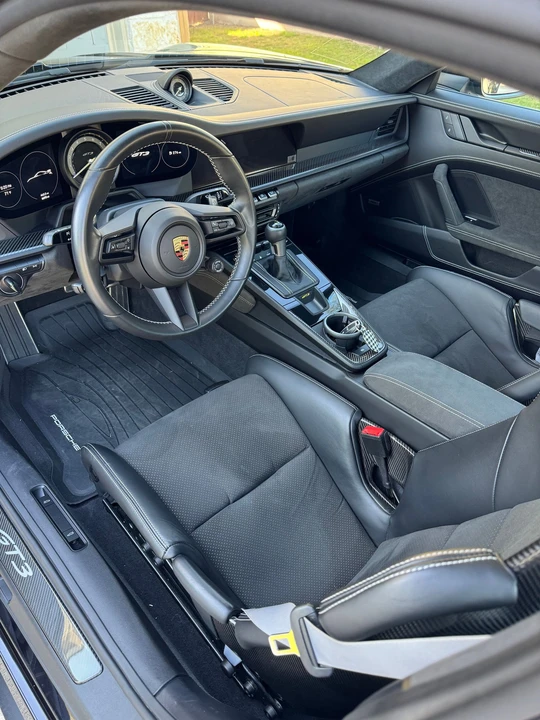 2022 Porsche 992 GT3 - Image 11 of 13