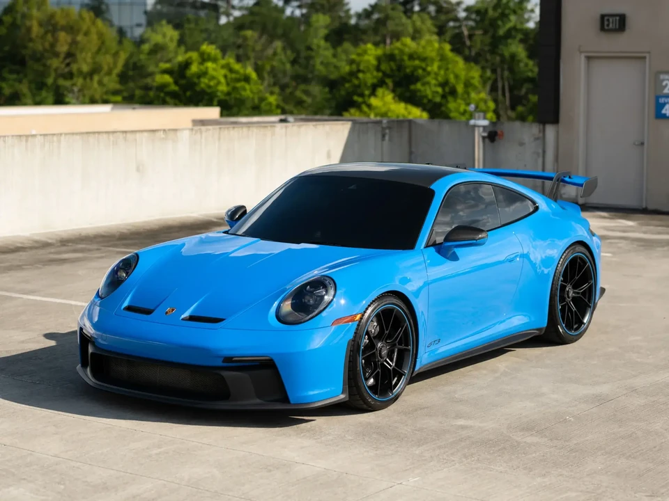 2022 Porsche 992 GT3 - Image 3 of 6