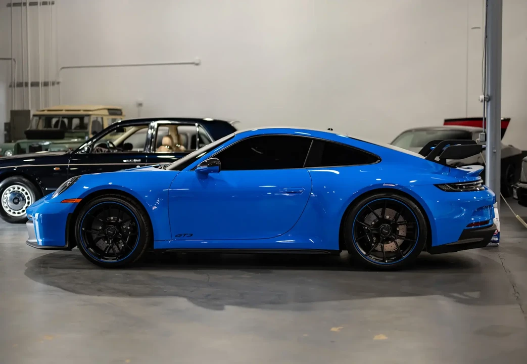 2022 Porsche 992 GT3 - Image 5 of 6