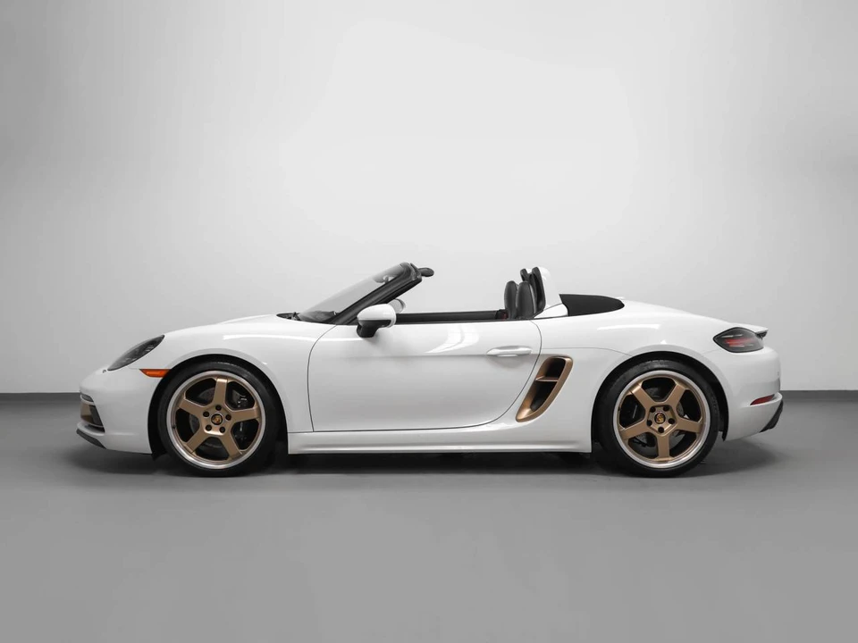 2022 Porsche 718 Boxster GTS 4.0 - Image 2 of 5