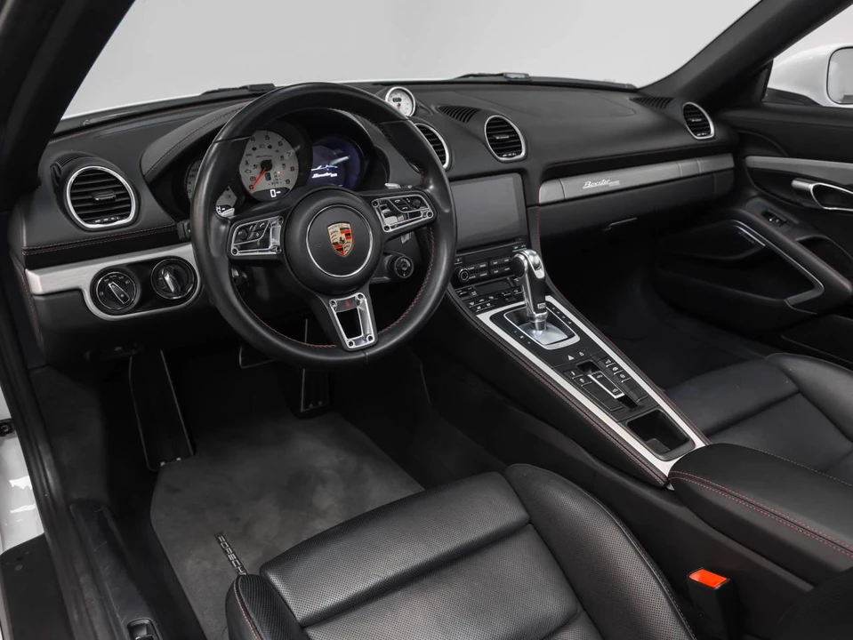 2022 Porsche 718 Boxster GTS 4.0 - Image 4 of 5