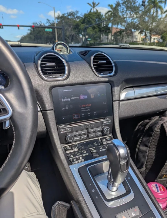 2022 Porsche 718 Boxster - Image 7 of 8