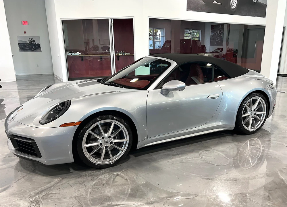 2022 Porsche 992 Carrera 4 - Image 8 of 27
