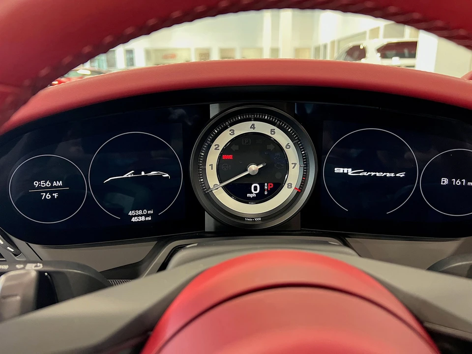2022 Porsche 992 Carrera 4 - Image 25 of 27