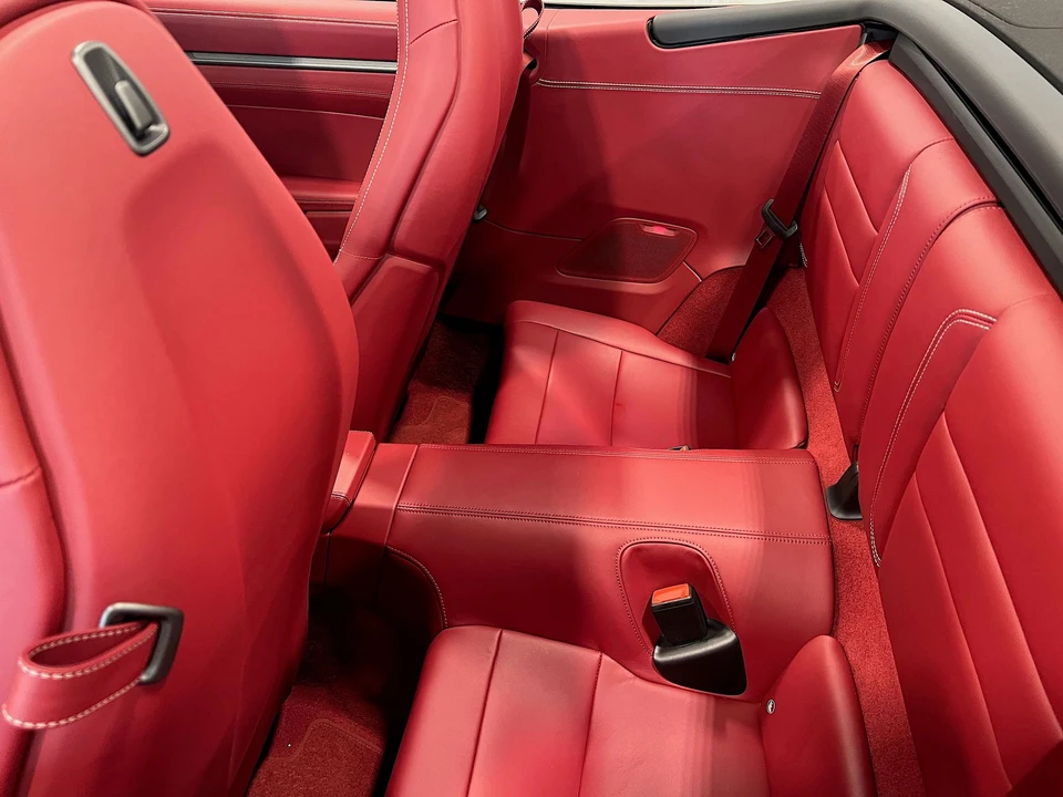 2022 Porsche 992 Carrera 4 - Image 24 of 27