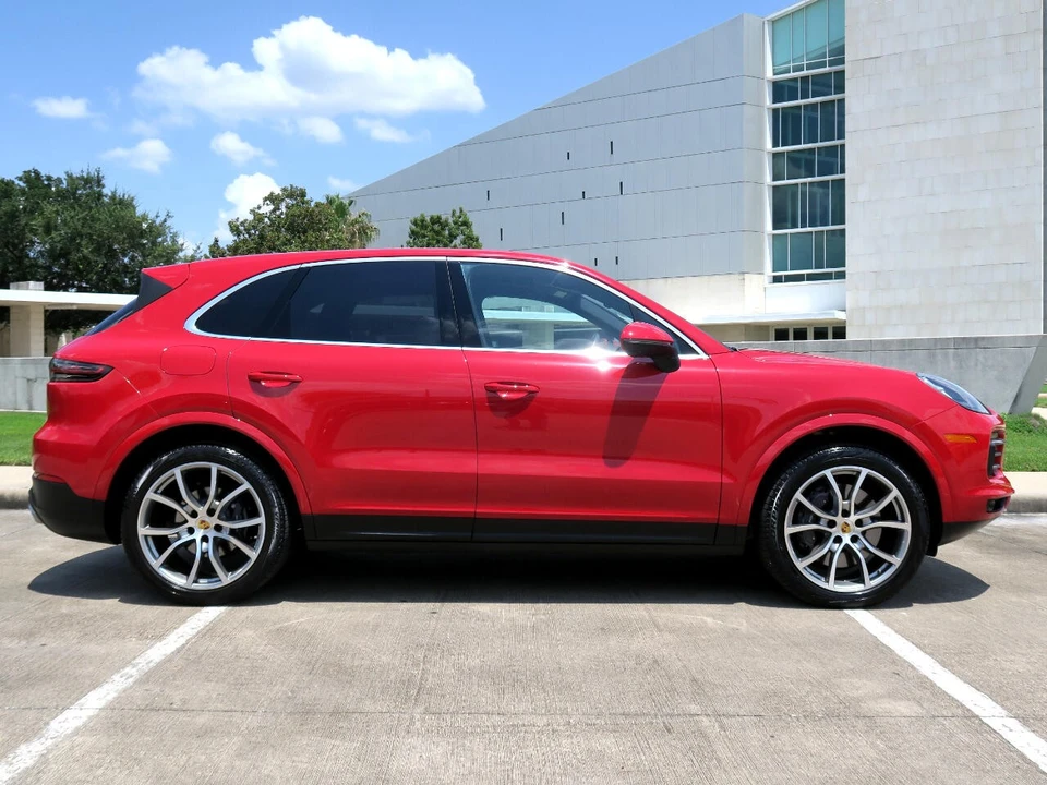 2022 Porsche 9Y0/9Y3 Cayenne - Image 10 of 21