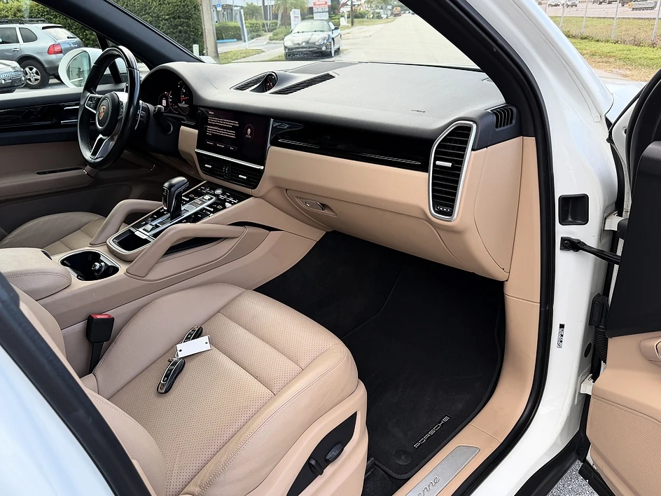 2022 Porsche 9Y0/9Y3 Cayenne - Image 17 of 31