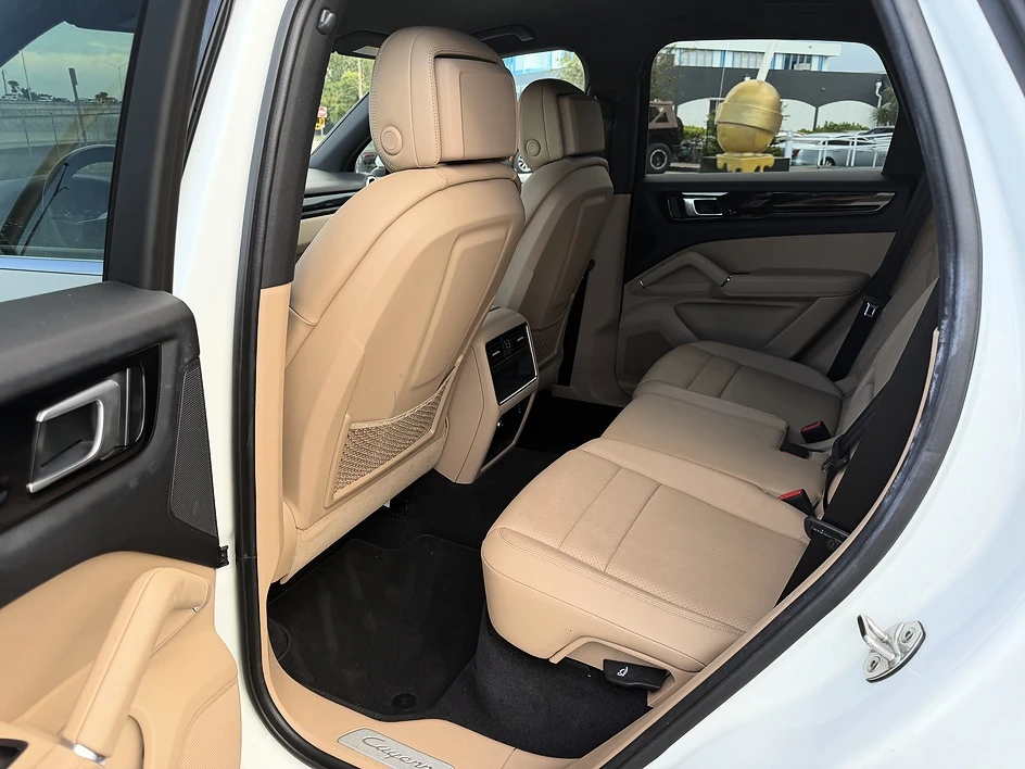 2022 Porsche 9Y0/9Y3 Cayenne - Image 27 of 31