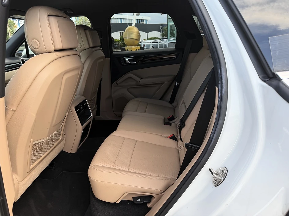 2022 Porsche 9Y0/9Y3 Cayenne - Image 30 of 31