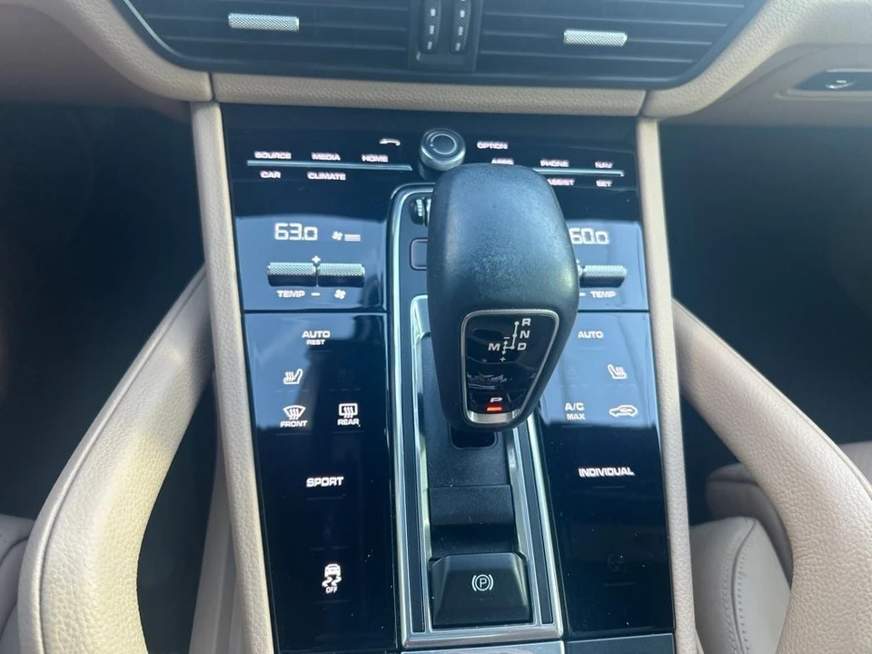 2022 Porsche 9Y0/9Y3 Cayenne - Image 11 of 26