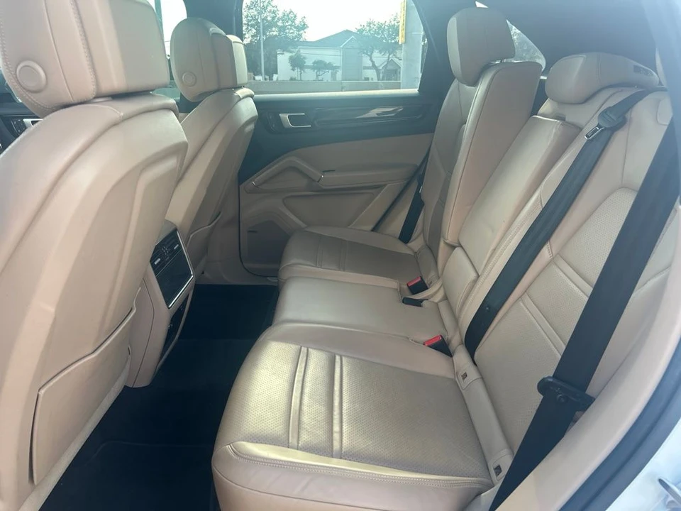 2022 Porsche 9Y0/9Y3 Cayenne - Image 17 of 26