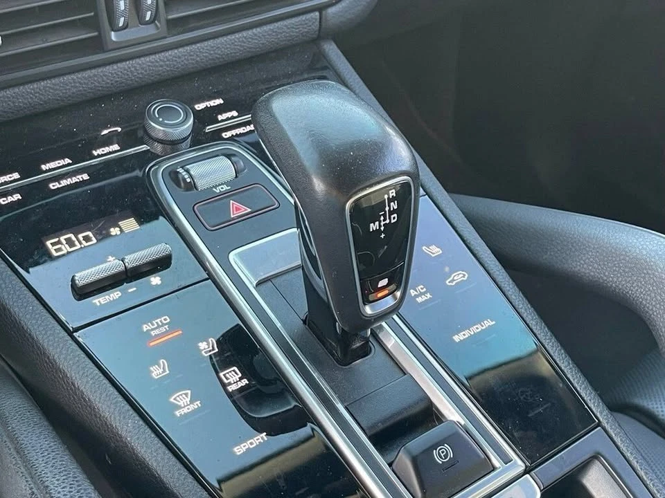 2022 Porsche 9Y0/9Y3 Cayenne - Image 10 of 13