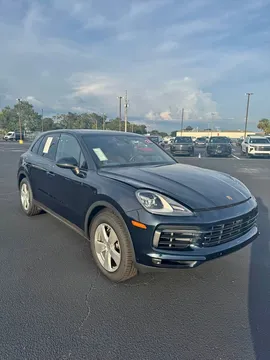 2022 Porsche Cayenne Base