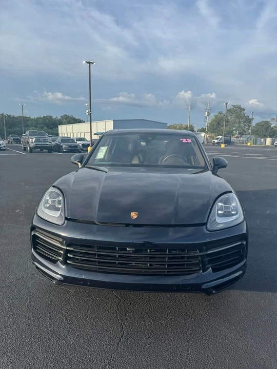 2022 Porsche 9Y0/9Y3 Cayenne - Image 2 of 13