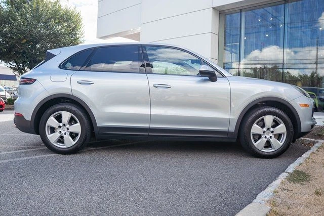 2022 Porsche 9Y0/9Y3 Cayenne - Image 8 of 21
