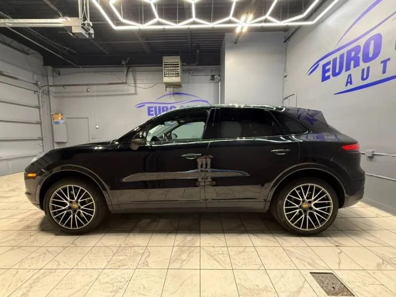 2022 Porsche 9Y0/9Y3 Cayenne - Image 4 of 12