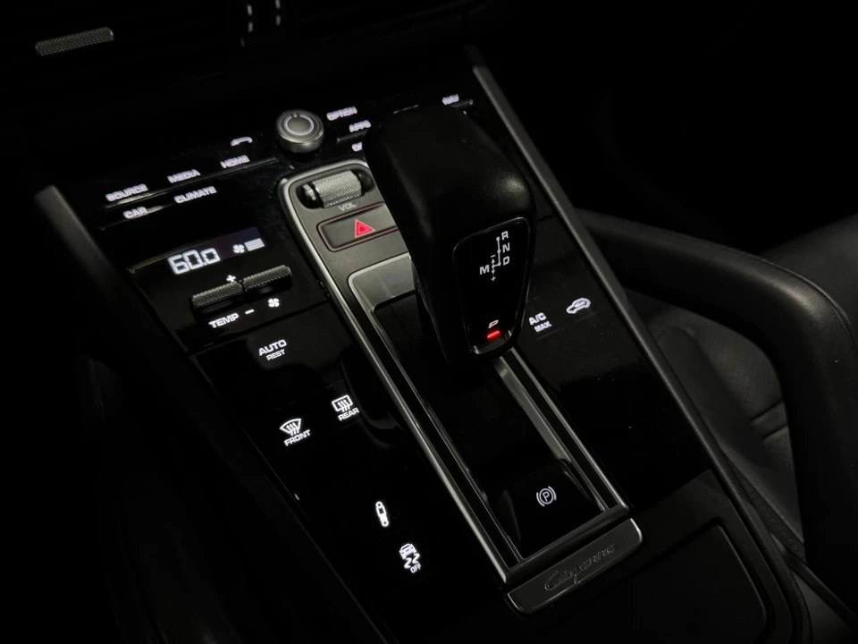 2022 Porsche 9Y0/9Y3 Cayenne Coupe - Image 25 of 31